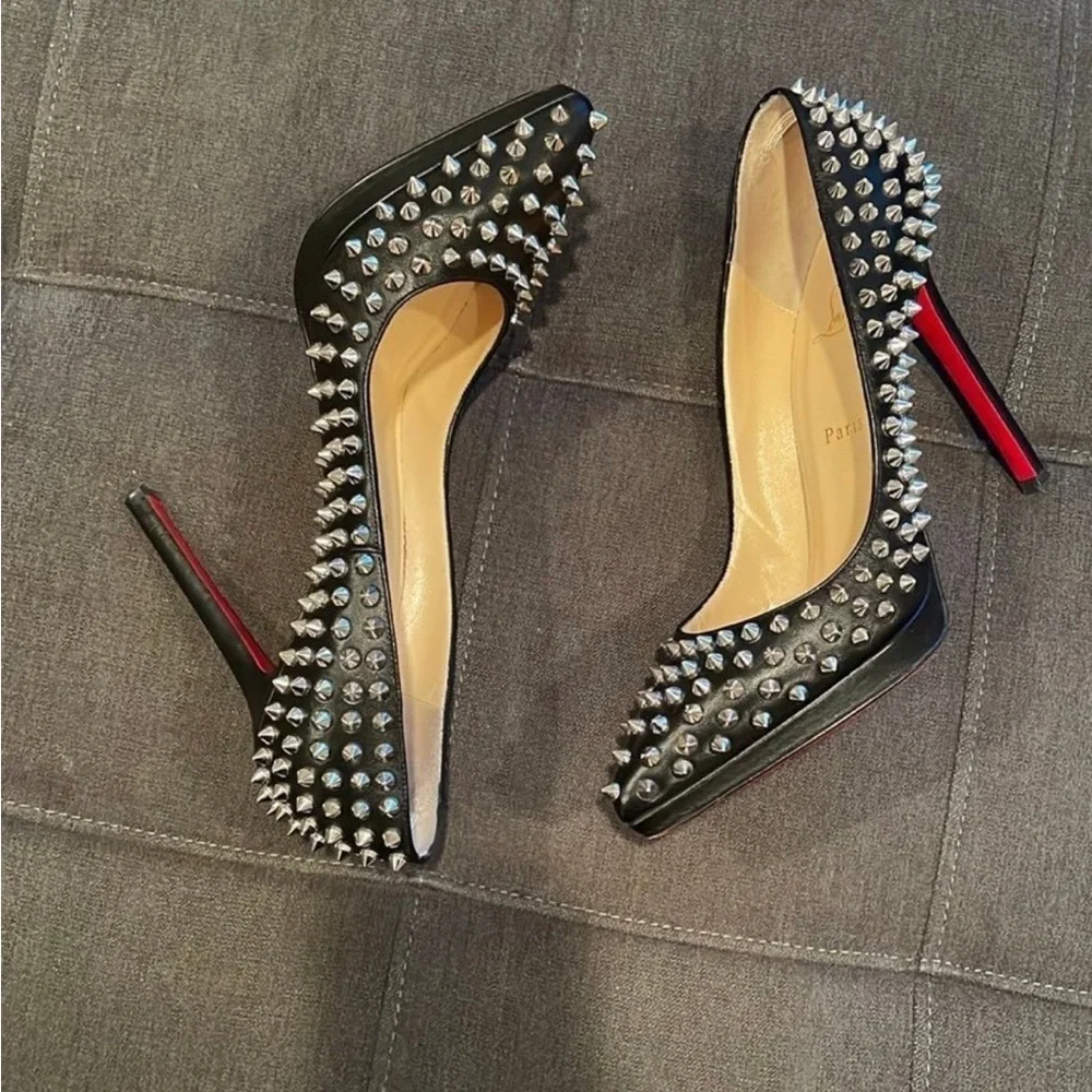 Christian Louboutin Pigalle Plato spiked heels - Picture 2 of 9